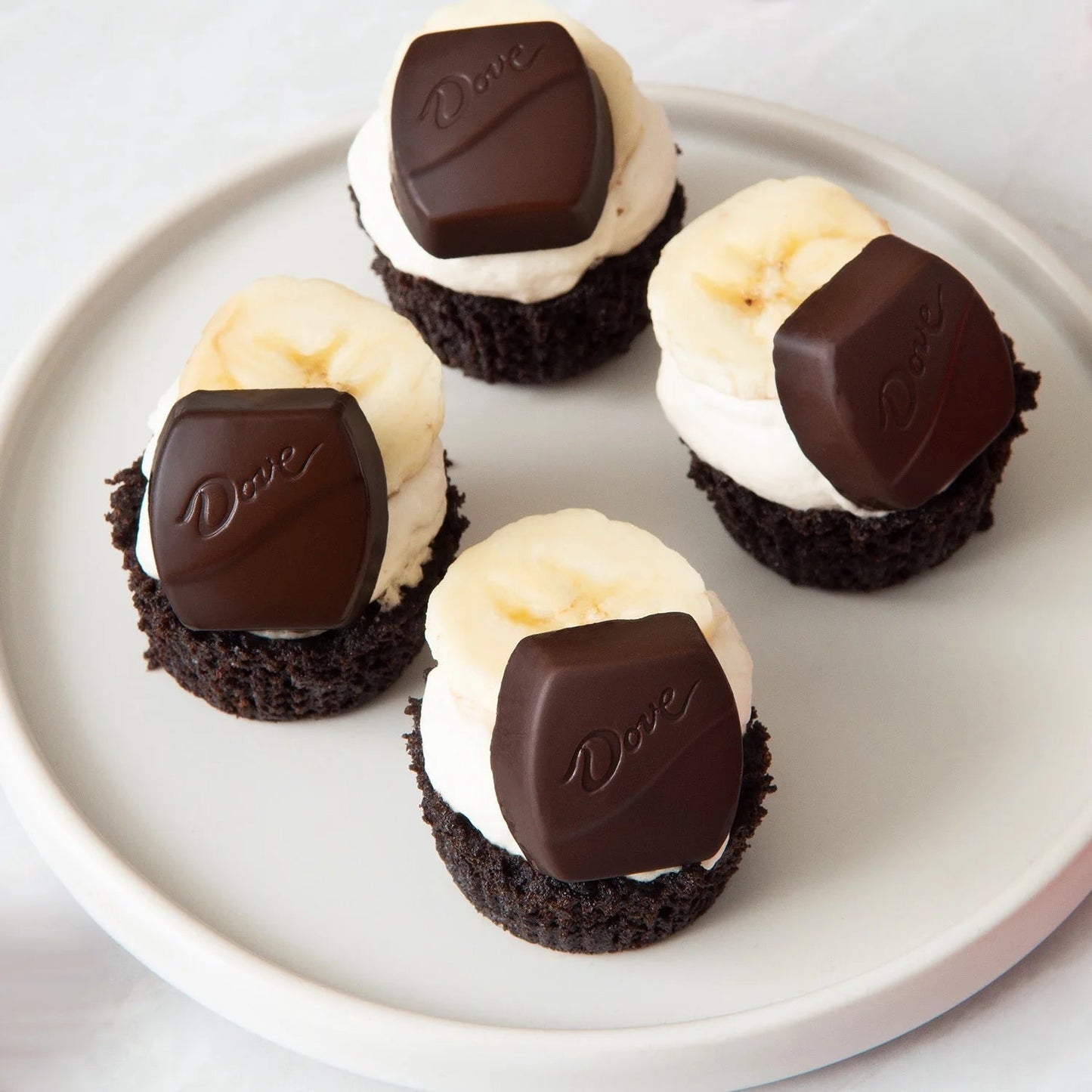 Chinese Dove (德芙) Promises Dark Chocolate & Peanut Butter Candy - 6.74oz | Taste The Planets