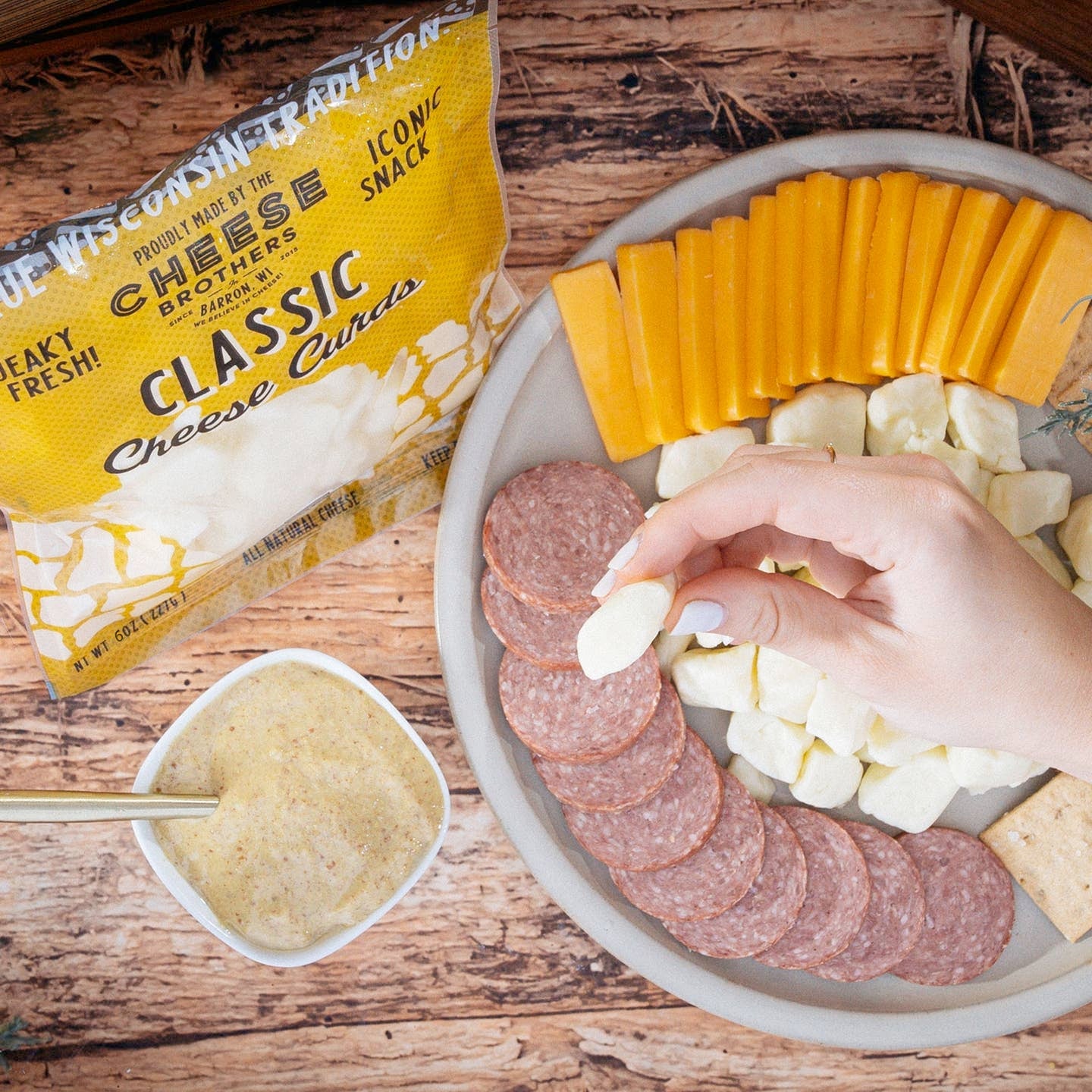 Wisconsin Cheese Curds - Classic Fresh Squeaky Curds Shipped Daily