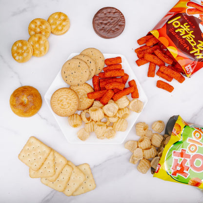 Korean Snack Box Variety Pack 50ct – Candy, Cookies, Chips & Treats Gift Sampler