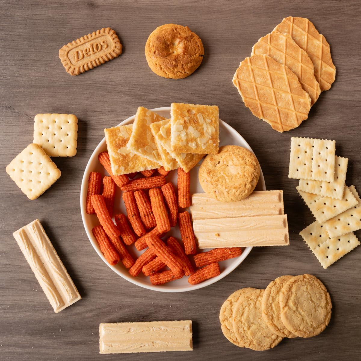 Korean Snack Box Variety Pack 50ct – Candy, Cookies, Chips & Treats Gift Sampler
